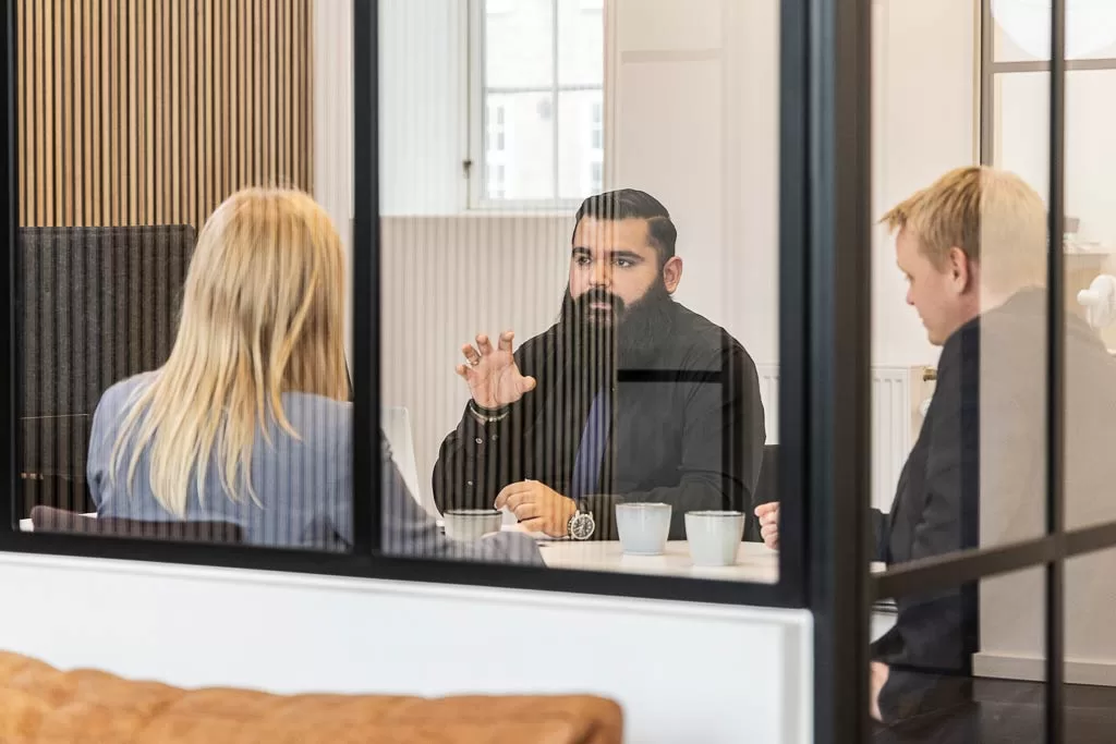 reputation specialister i møde reputation specialister i møde